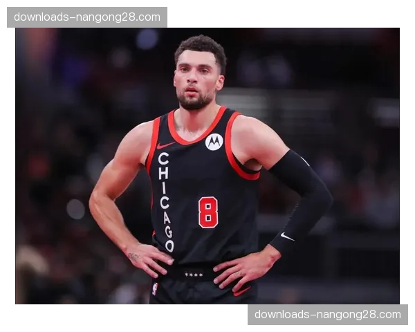 公牛队球星扎克·拉文成功接受右脚手术，赛季报销